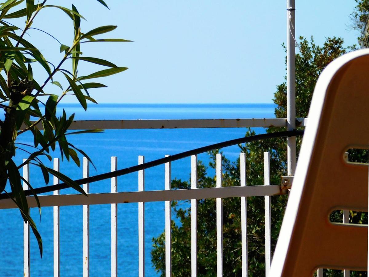 Attico Vista Mare, Levanto Apartment Exterior photo